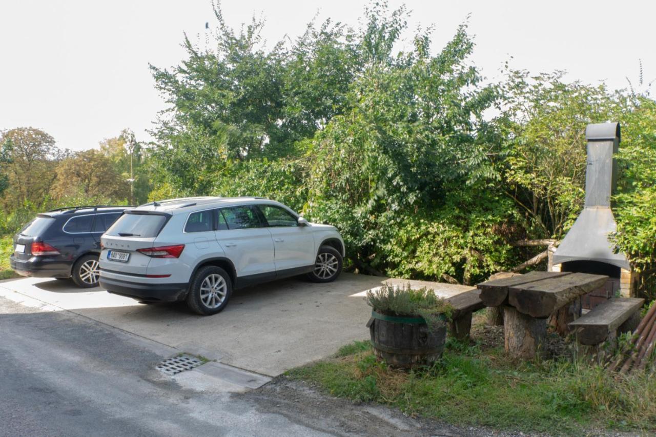 Chalupa - Sklep Starovice Exterior foto